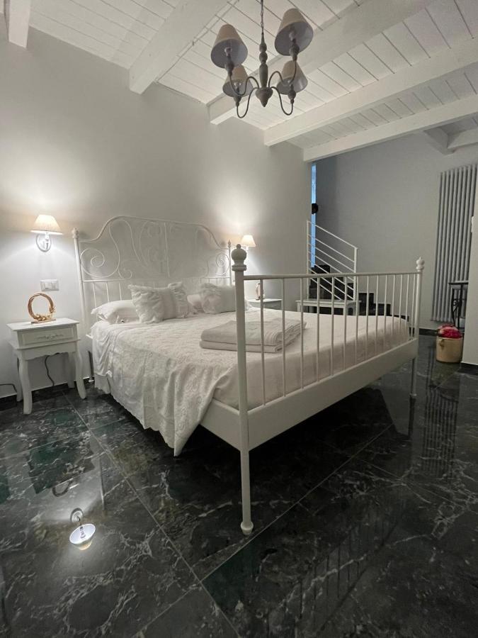Supriani Luxury B&B 阿夸维瓦德莱丰蒂 外观 照片